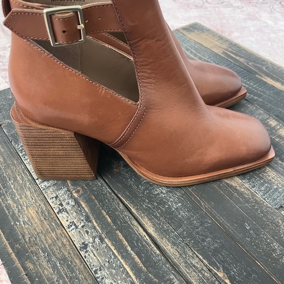Free People Brady Buckle Bootie. Size 37.5 or 7.5 NWT. 3" heel. - Picture 8 of 11